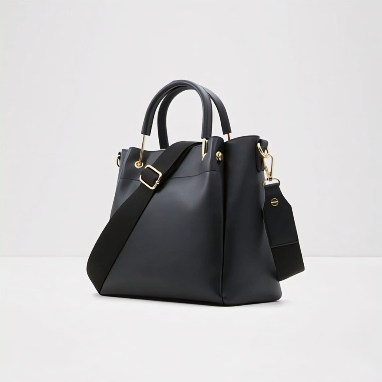 1 PCS HIGH QUILTY BAGS